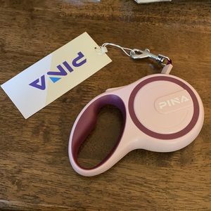 Pina Pink medium 16ft Retractable Dog Leash
